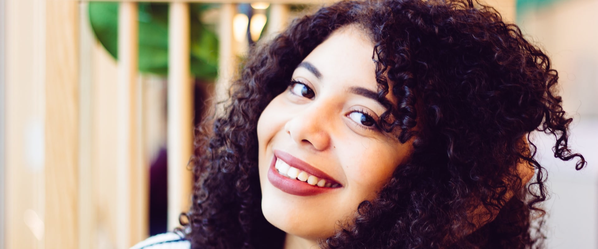 How do you know when your veneers need to be replaced?